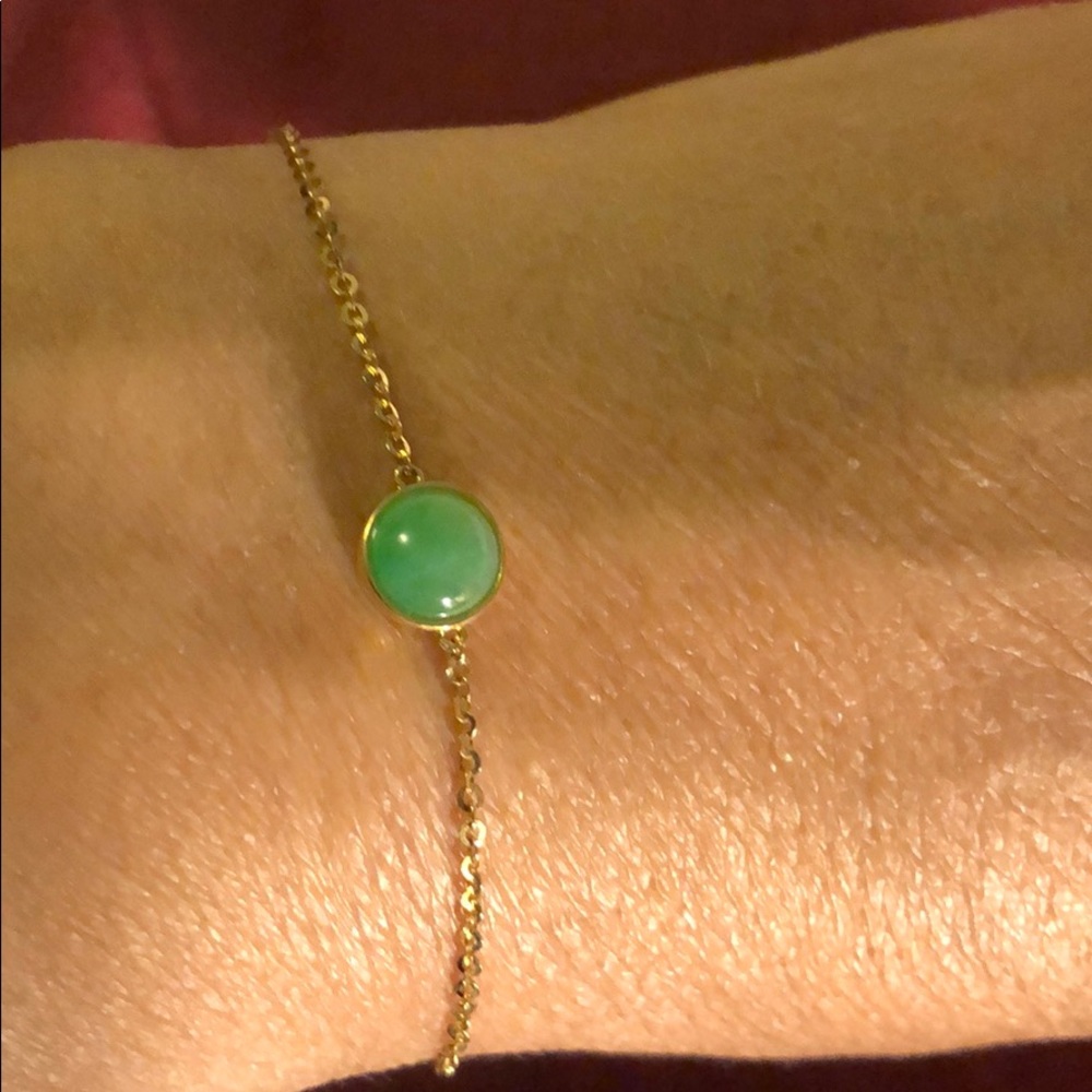 18 K yellow gold , Apple green jade bracelet
